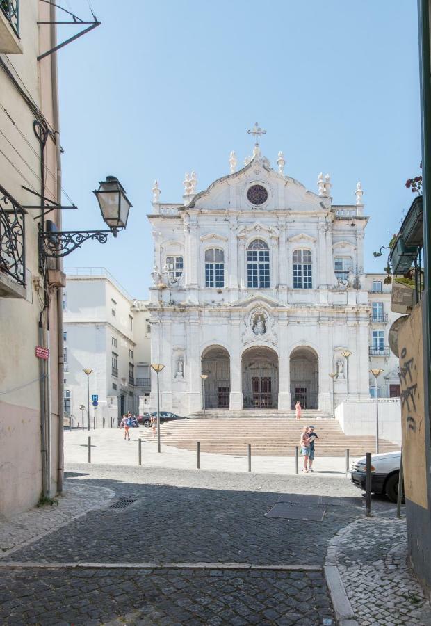 Cozy Apartment In Historic Center Lisbon Exterior photo