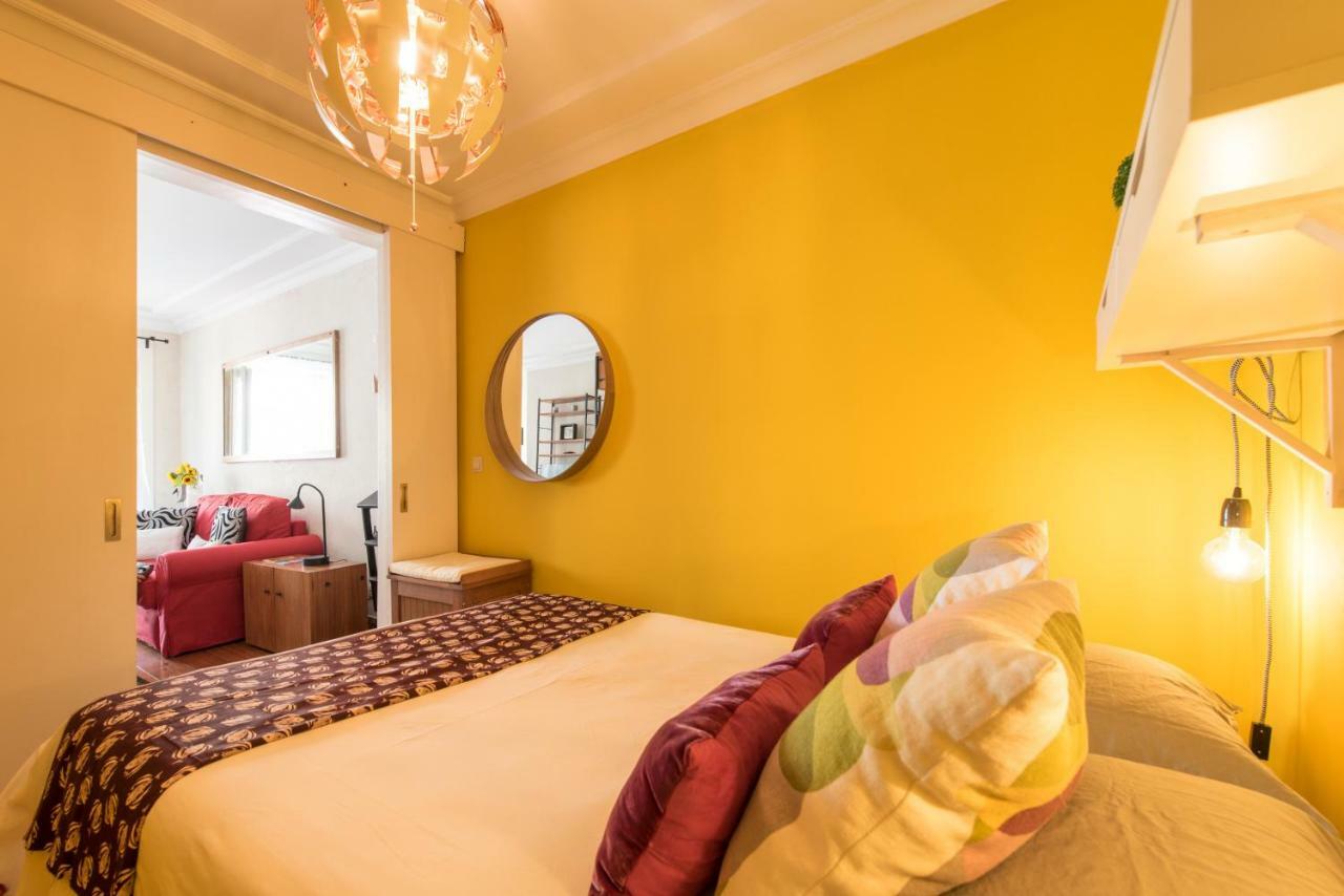 Cozy Apartment In Historic Center Lisbon Exterior photo
